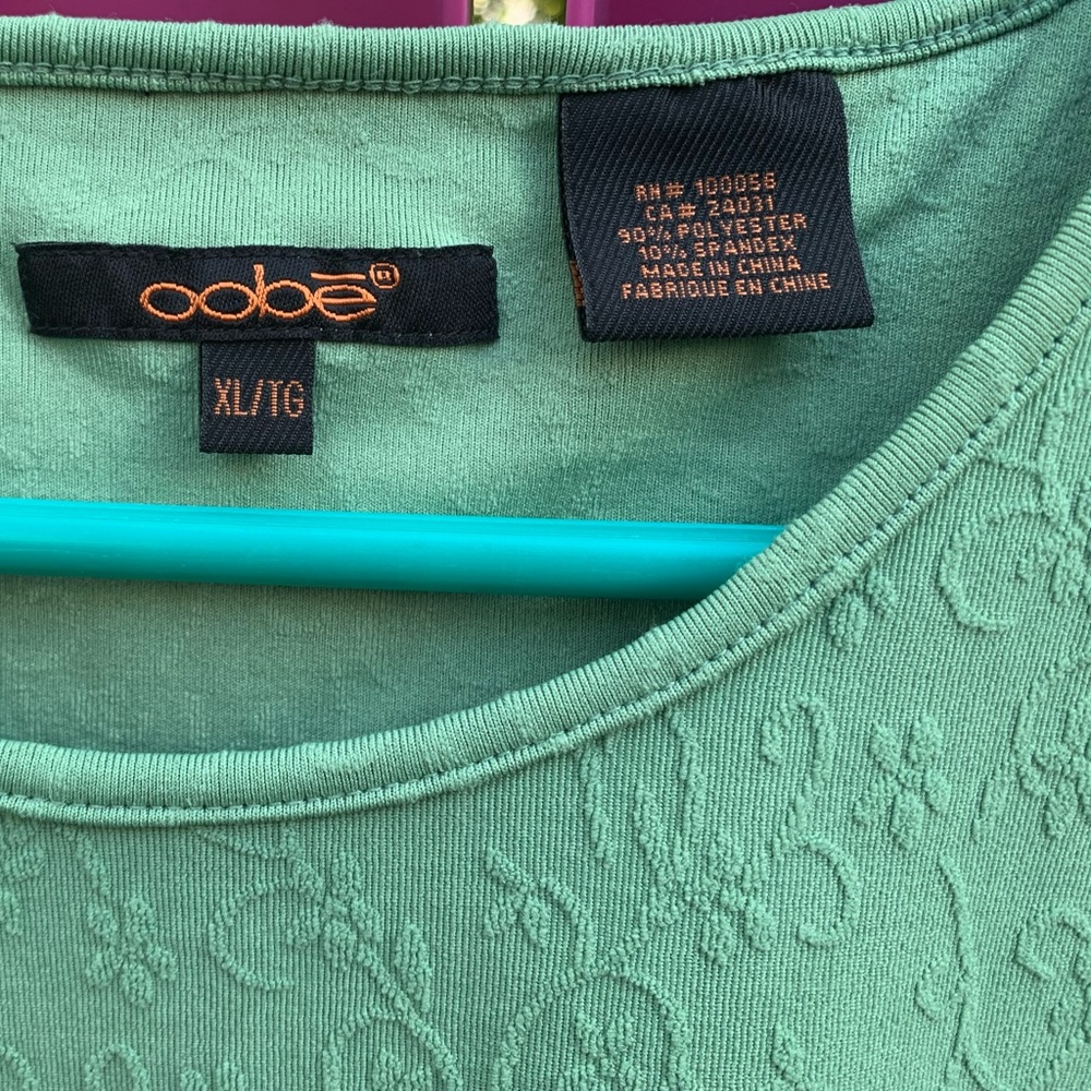 OOBĒ light green textured design sleeveless dressy tank XL/TG